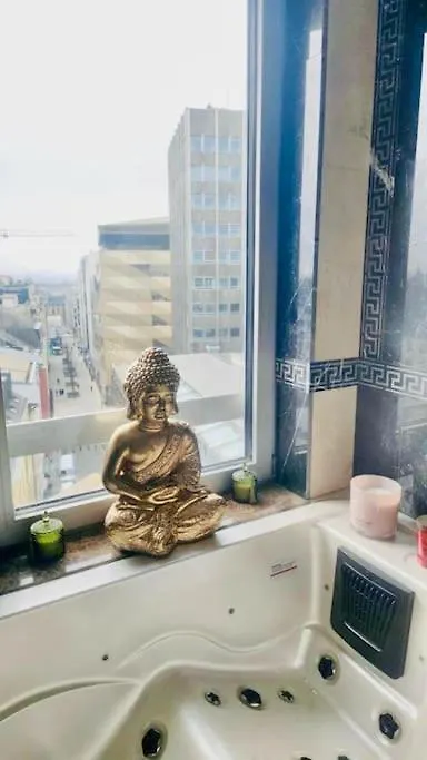 Luxe Apartment Spa-Hammam Views Centre Pkg Luxemburg  Luxembourg